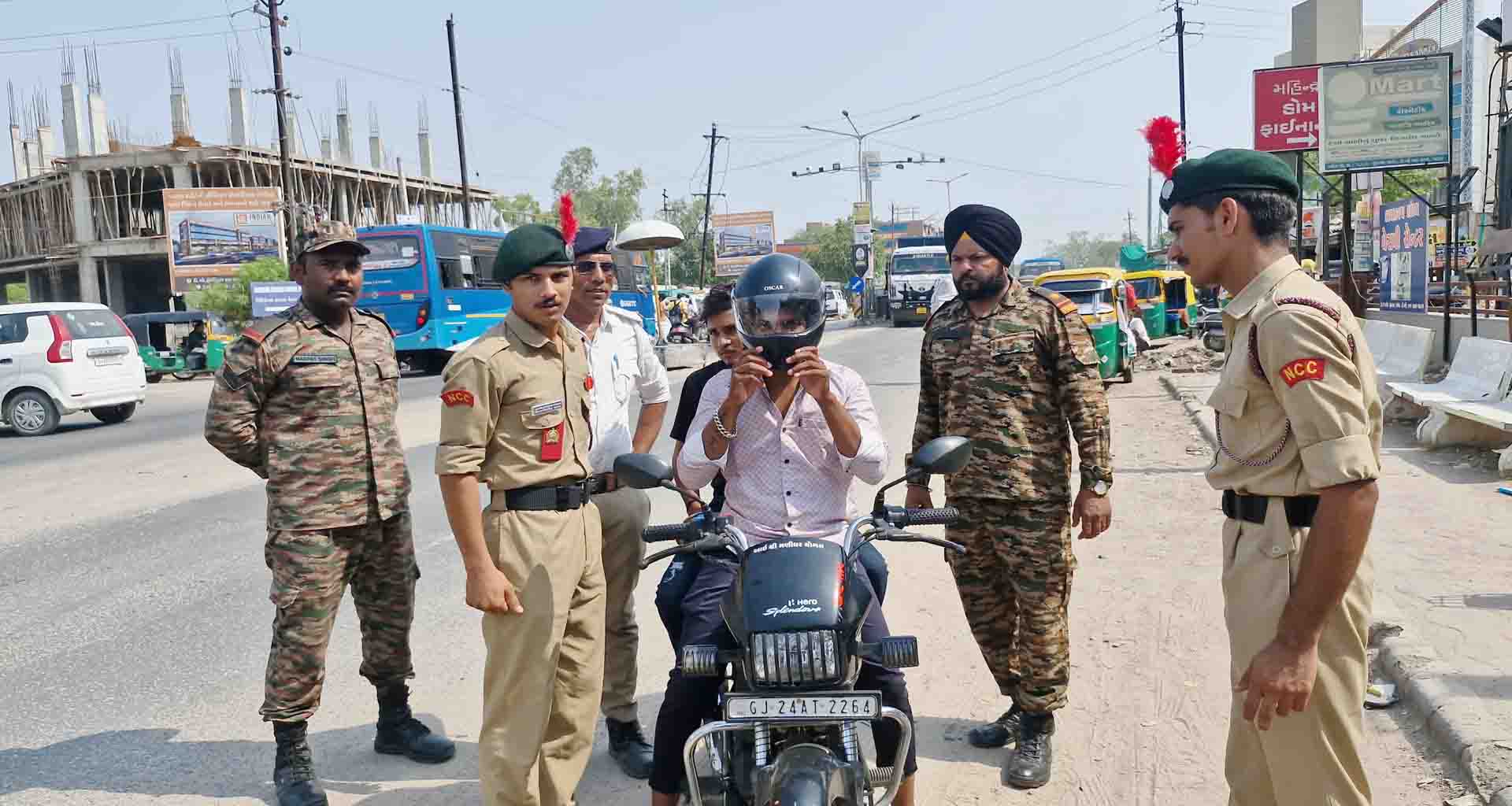 પાટણ શહેરના માર્ગો પર ટ્રાફિક કંટ્રોલ તથા ક્લાઉડ કંટ્રોલ માટે ની મોક ડ્રિલ યોજાય