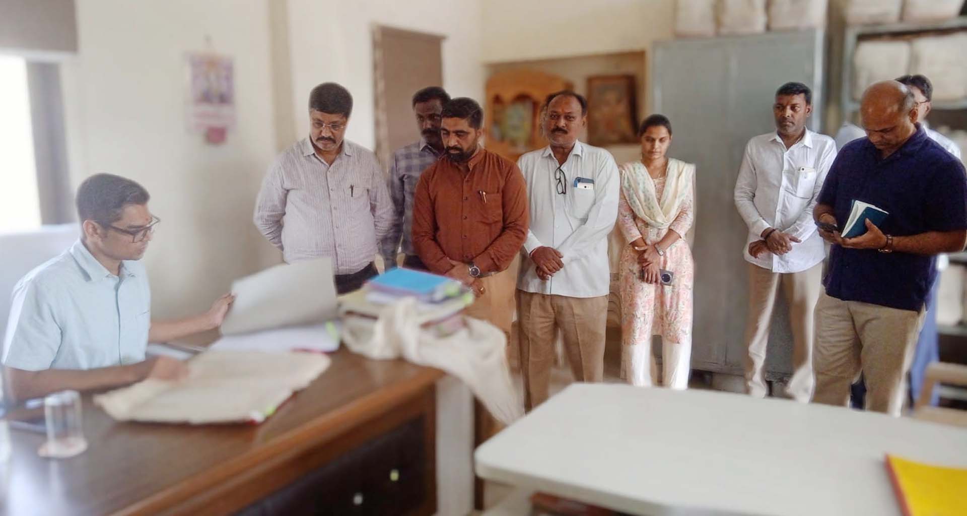 બનાસકાંઠા જીલ્લા કલેક્ટરે મોટી આખોલ ગ્રુપ ગ્રામ પંચાયતની શુભેચ્છા મુલાકાત લીધી