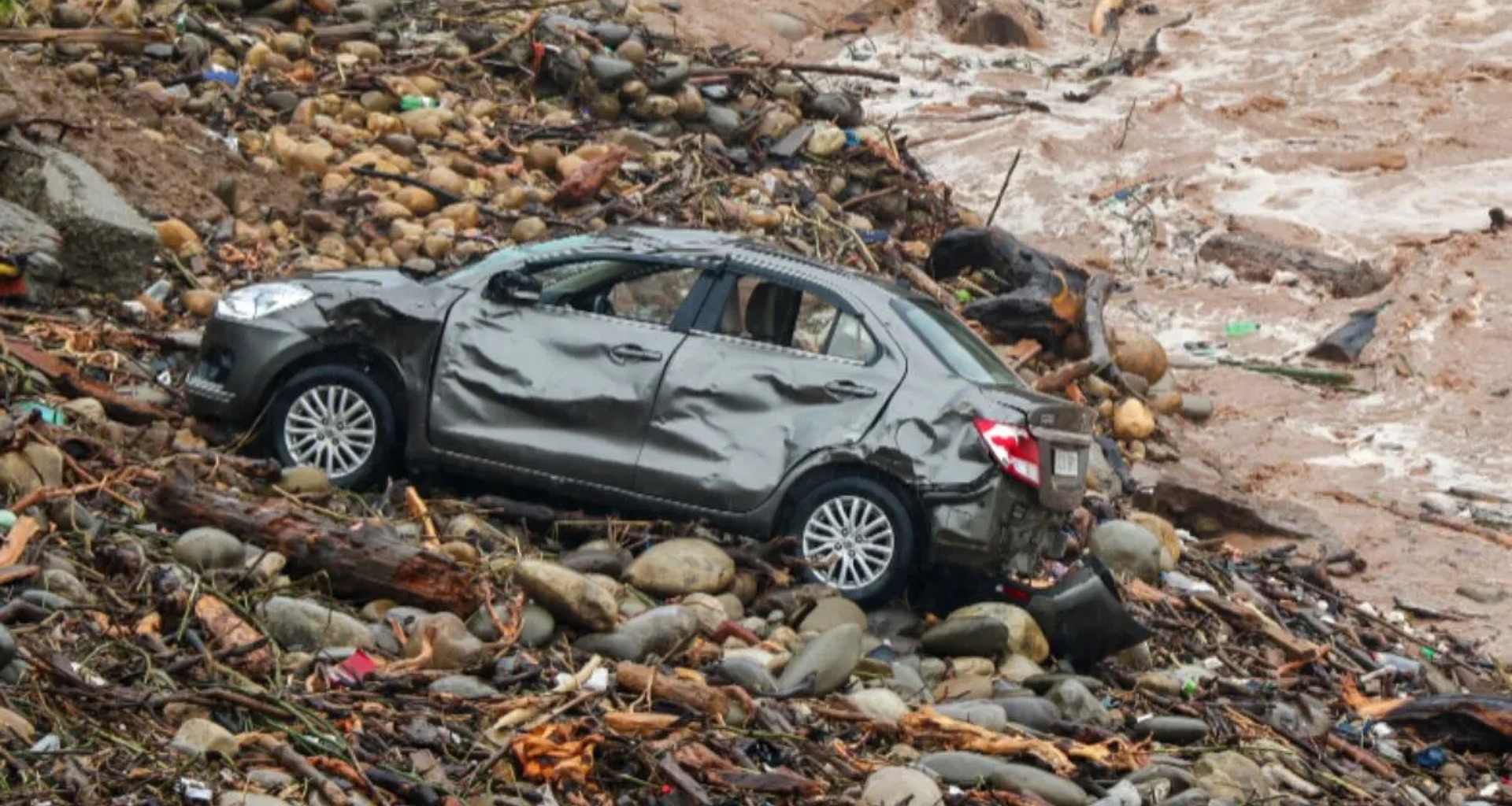 જમ્મુ-કાશ્મીર સહિત ઘણા રાજ્યોમાં વરસાદને કારણે ભારે વિનાશ, વૈષ્ણોદેવી ભૂસ્ખલનમાં 34 લોકોના મોત