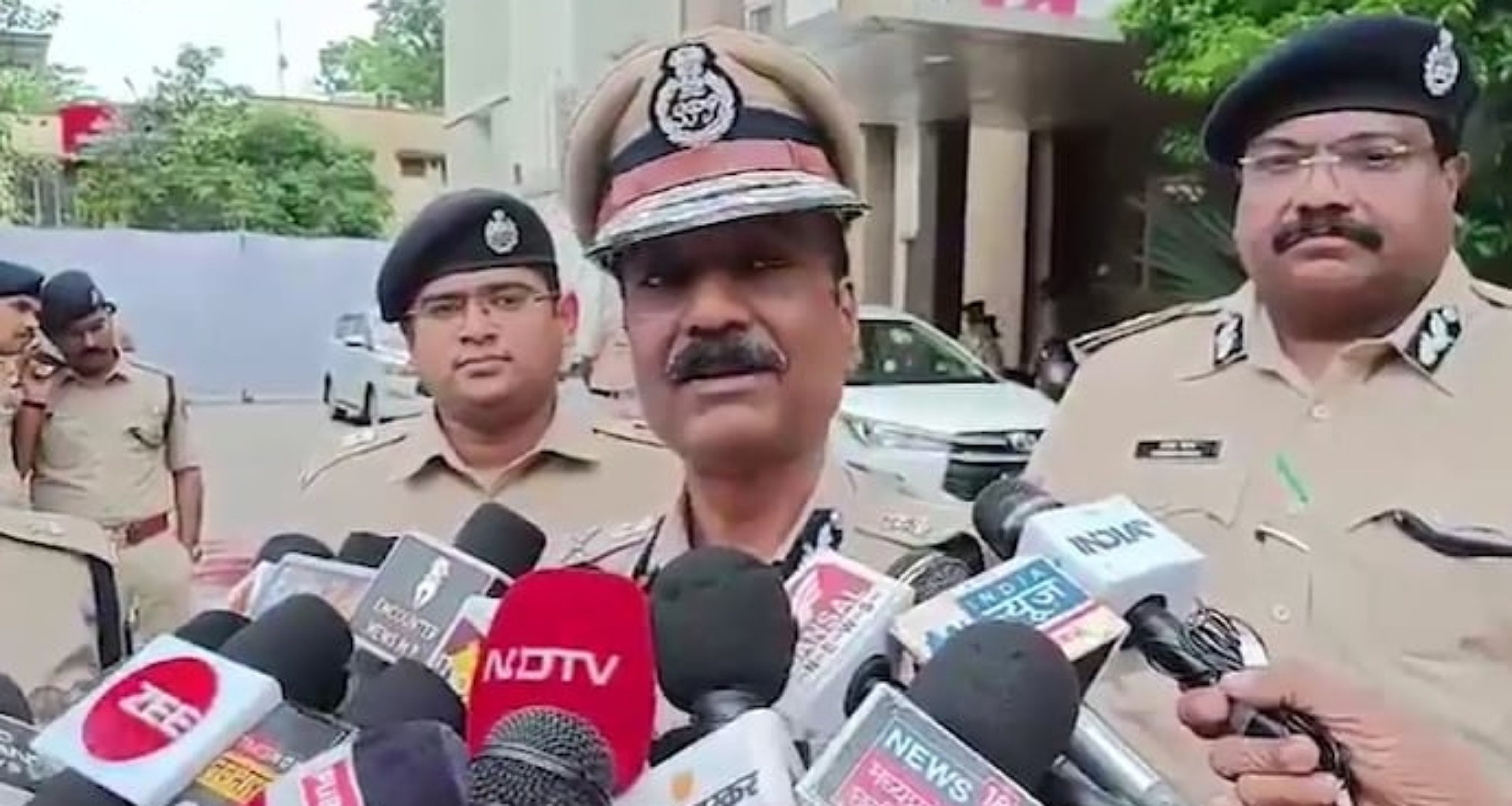 IPS અધિકારી કૈલાશ મકવાણાએ અશ્લીલ સામગ્રીની સરળતાથી પહોંચને મુખ્ય પરિબળ તરીકે ઉલ્લેખ કર્યો