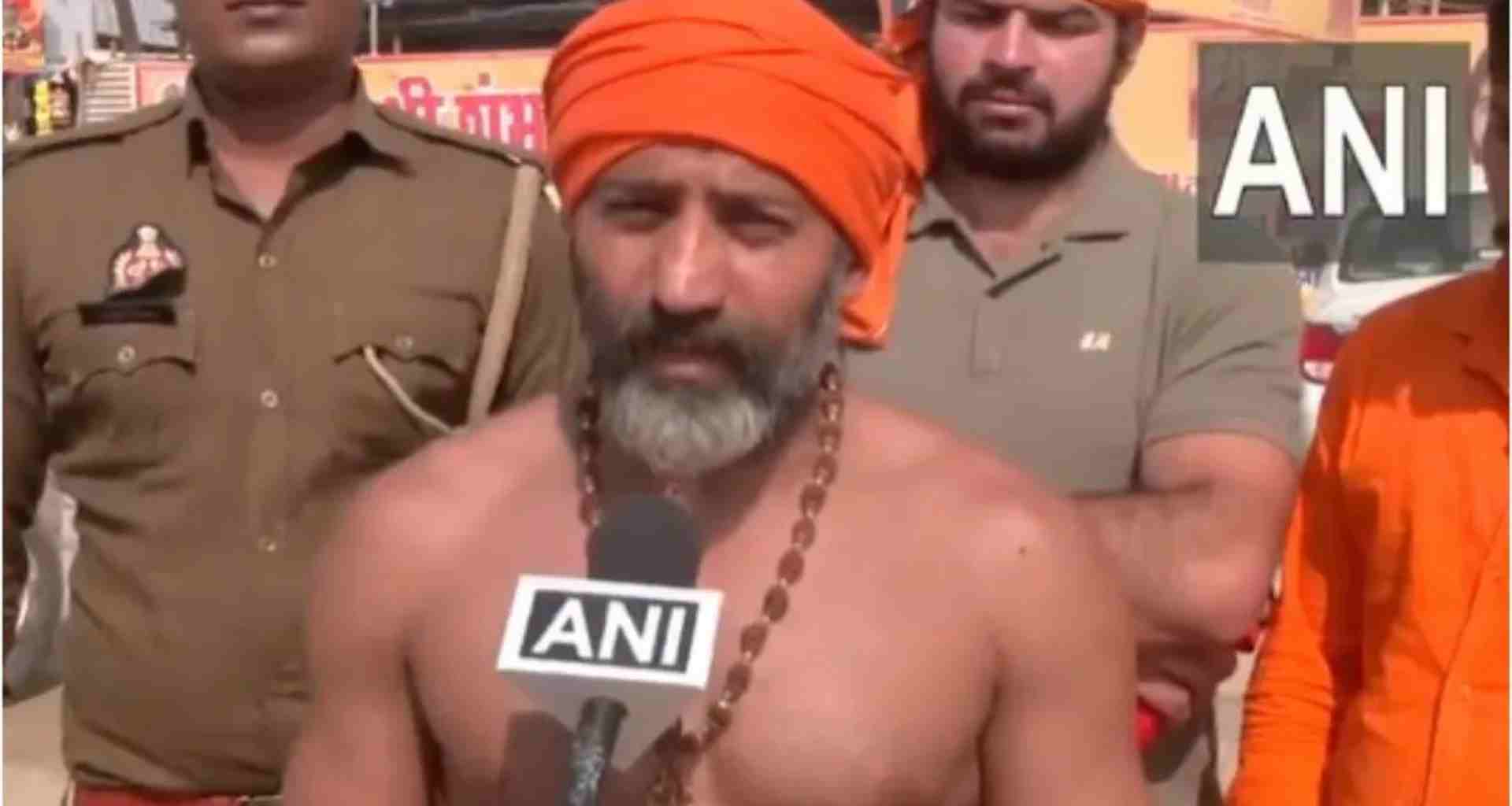 મહાકુંભમાં ચર્ચાનું કેન્દ્ર બન્યા પેલવાન બાબા, કહ્યું- હું એક હાથથી 10 હજાર પુશઅપ કરી શકું છું