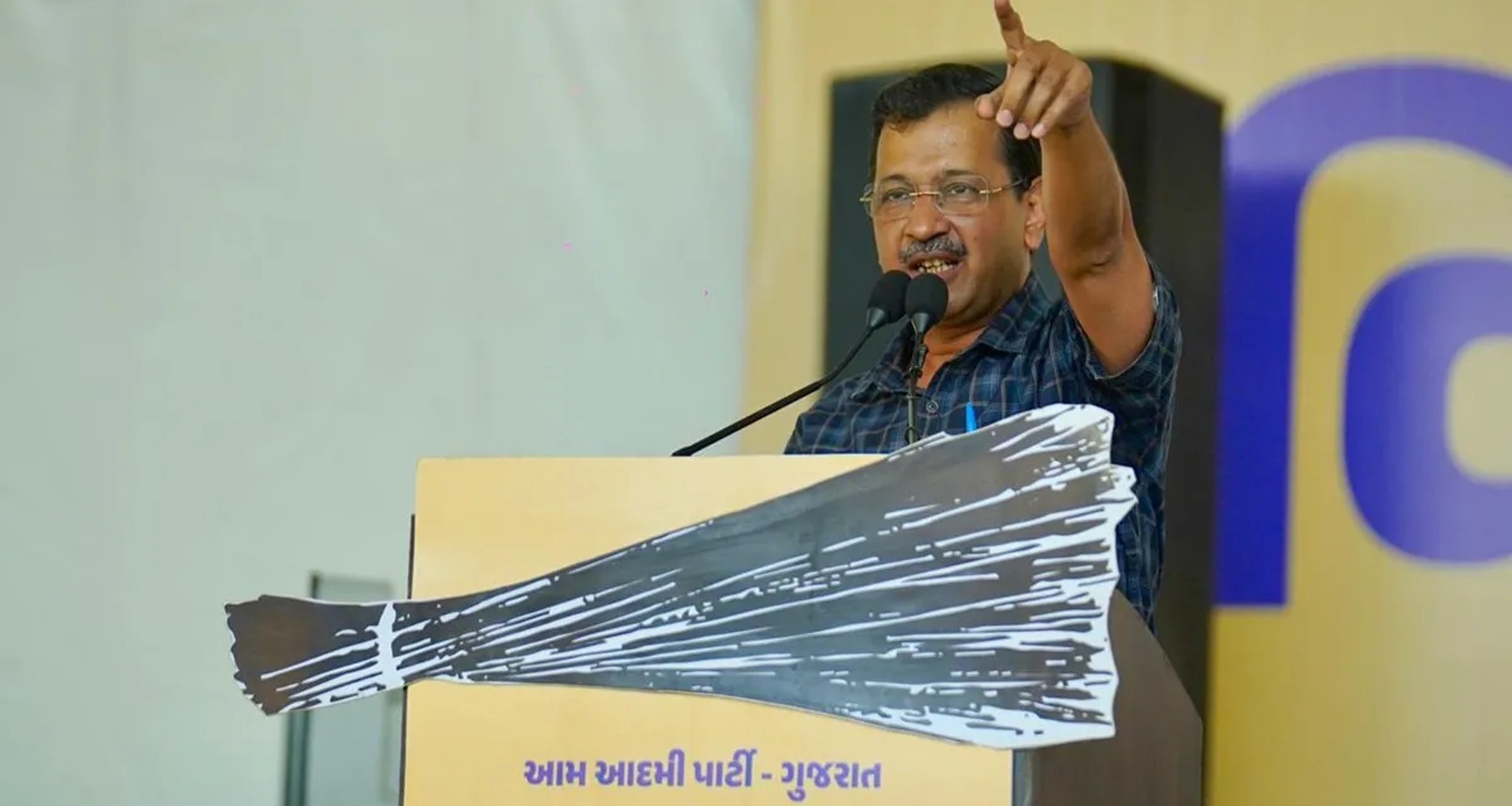 ગુજરાતમાં AAP સરકાર બનાવો અને દરેક મહિલાના ખાતામાં 1,000 રૂપિયા આવશે, કેજરીવાલે જાહેરાત કરી