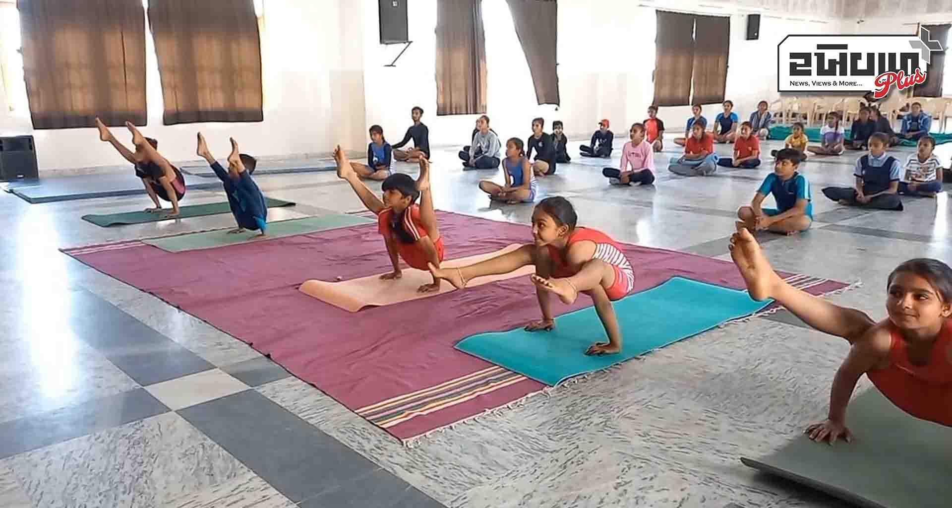 પાલનપુર ખાતે યોગાસન સ્પર્ધા યોજાઈ 439 સ્પર્ધકોએ યોગાસન સ્પર્ધા માં લીધો ભાગ