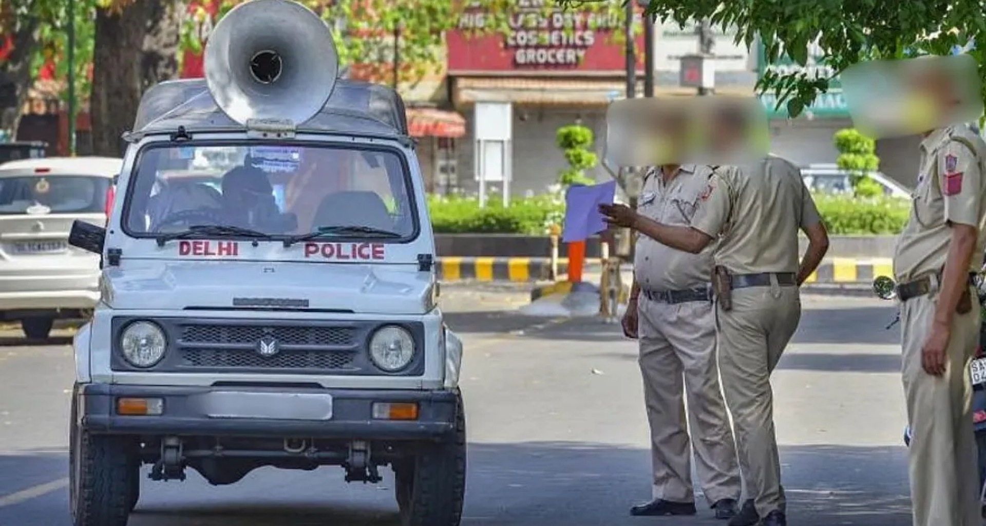 દિલ્હીમાં જન્માષ્ટમી માટે સુરક્ષા વ્યવસ્થામાં બેદરકારી, 8 પોલીસકર્મીઓ સસ્પેન્ડ