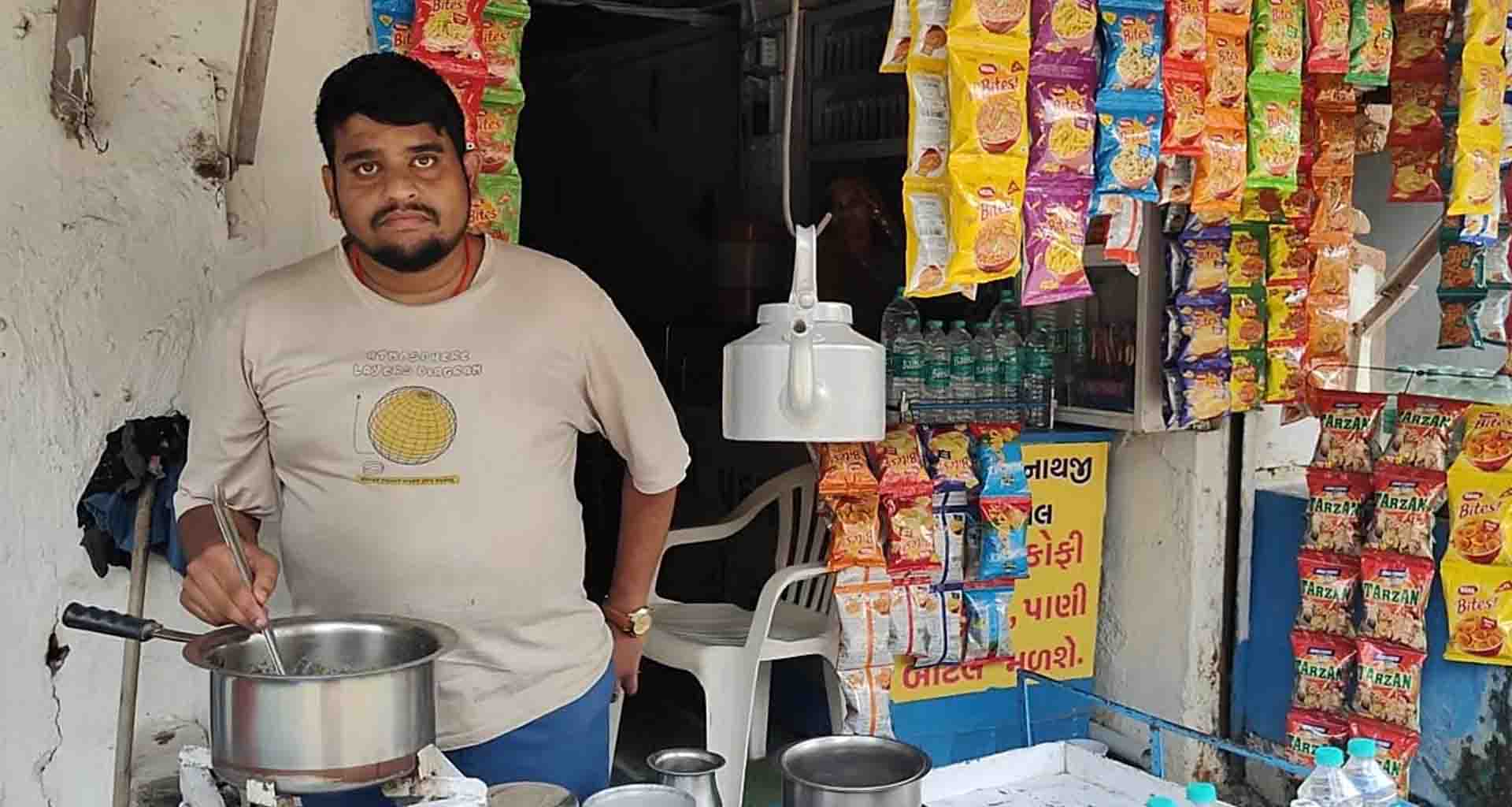 અંબાજીમાં ચાની કિટલીના માલિકને અધધ ૮૧,૬૩૪ રૂપિયાનું લાઈટબિલ