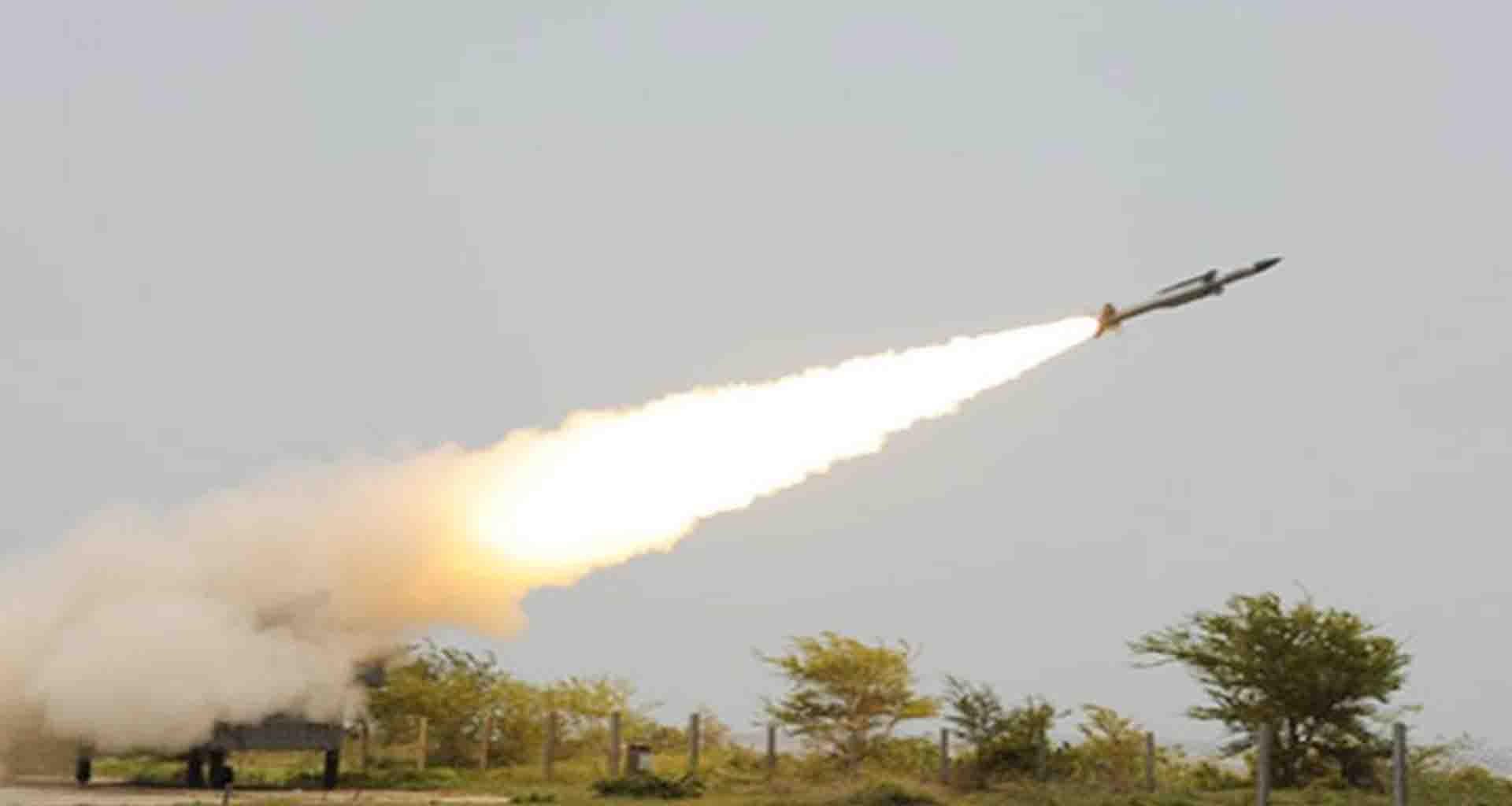 ભારતે પાકિસ્તાનના હુમલાઓને હવામાં જ નિષ્ફળ બનાવ્યા; આકાશતીરે પોતાની શક્તિ બતાવી