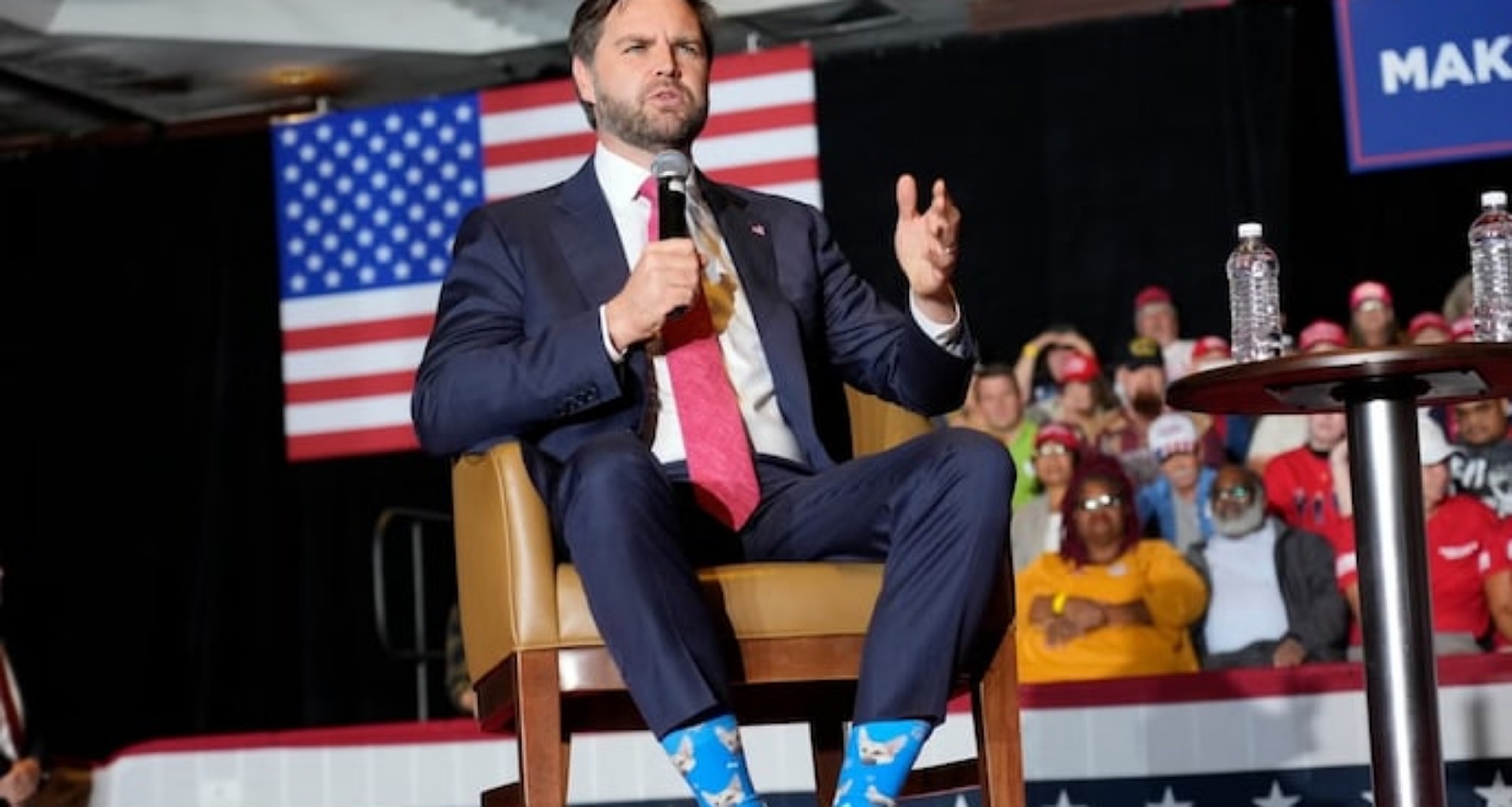 ડેરેક ગાયનો ખુલાસો, કહ્યું કે તે બાળપણથી જ અમેરિકામાં ગેરકાયદેસર રીતે રહે છે