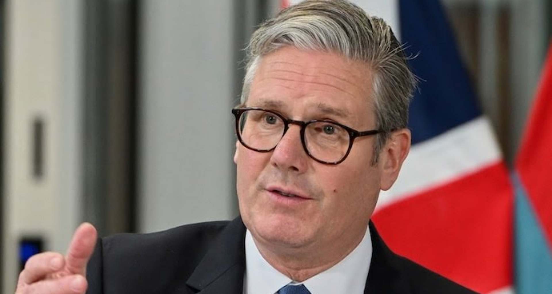 રશિયાએ બ્રિટિશ વડા પ્રધાનના ઘરો અને કાર પર થયેલા આગચંપીમાં સંડોવણીનો ઇનકાર કર્યો