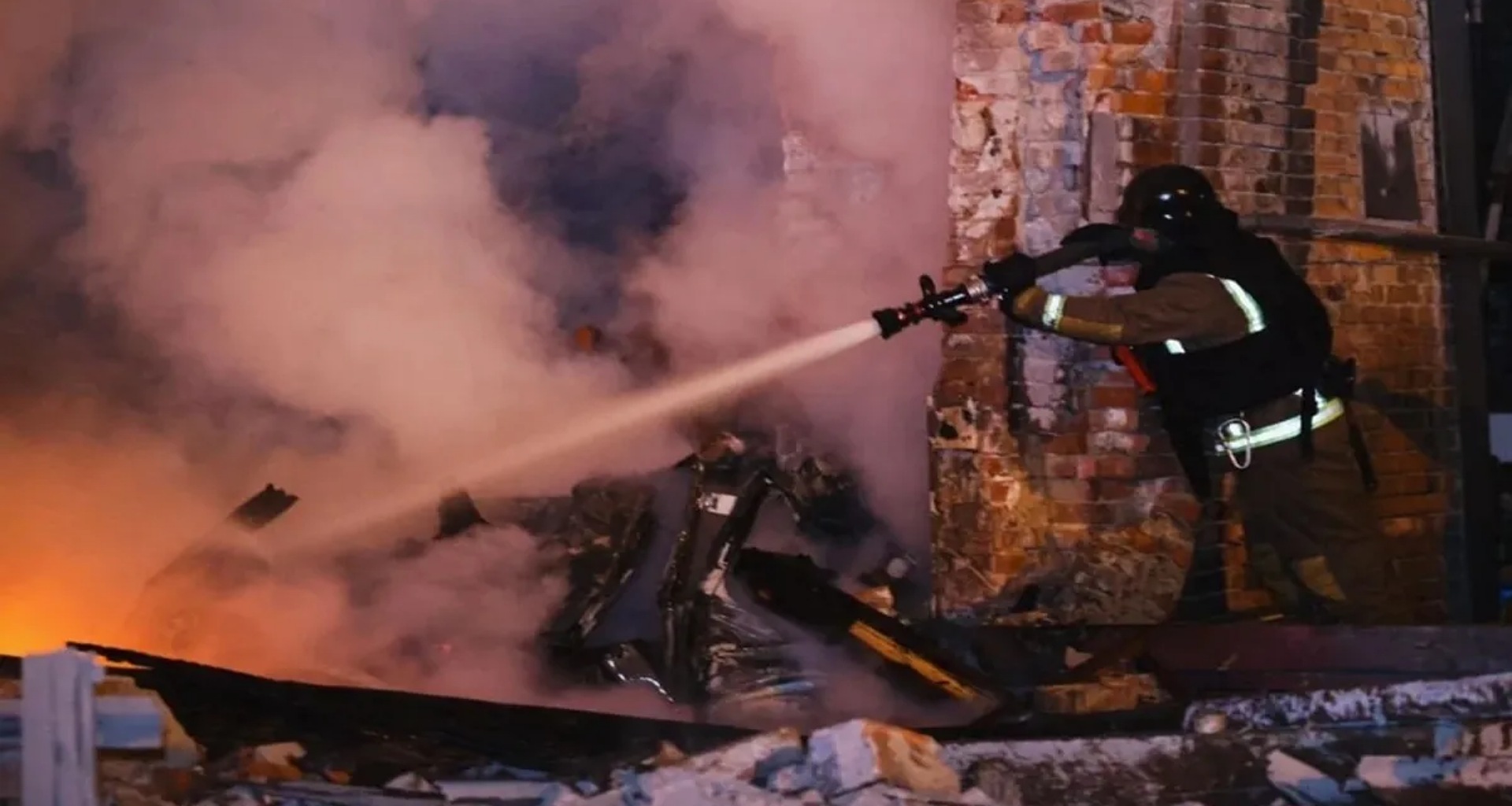 ઝેલેન્સકી અને ટ્રમ્પની મુલાકાત પહેલા રશિયાએ યુક્રેનમાં ઘાતક હુમલો કર્યો, હોસ્પિટલને બનાવી નિશાન