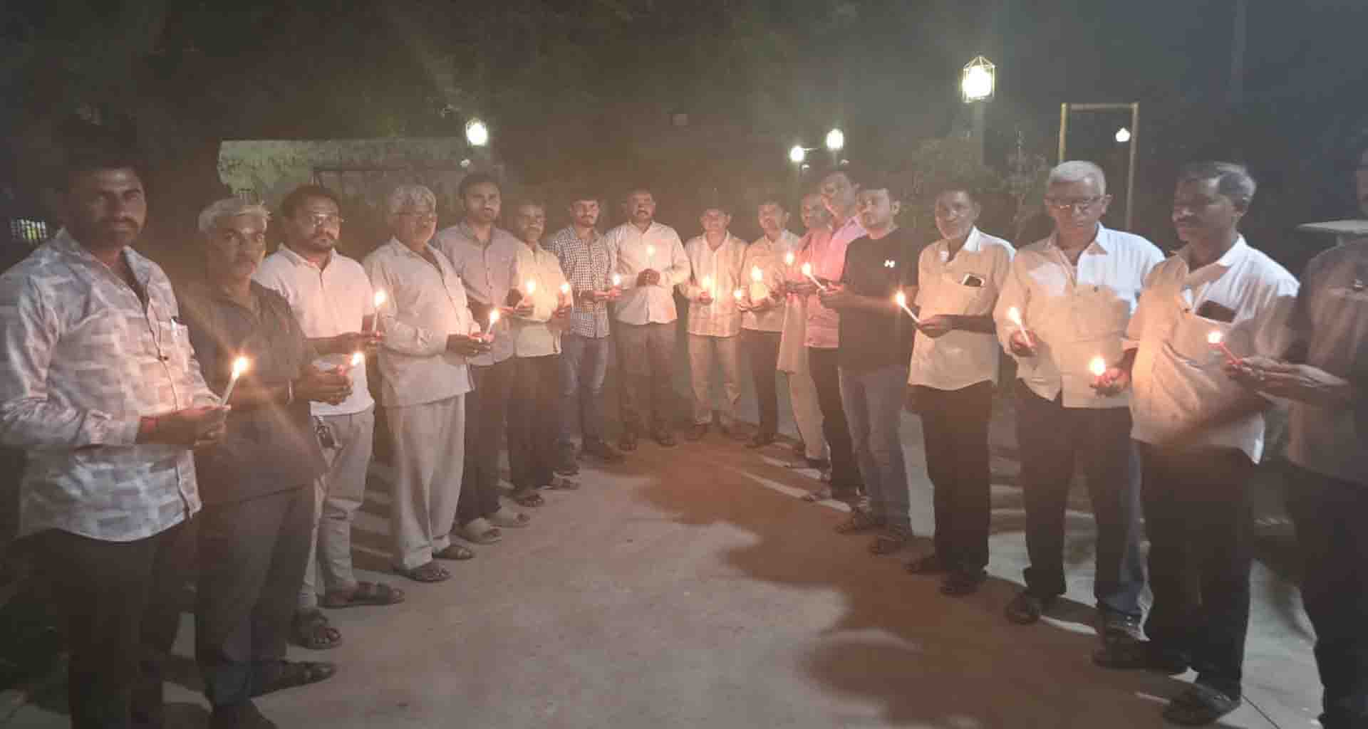 કાશ્મીરના પહેલગામમાં આતંકવાદી હુમલાની ઘટના સામે પાંથાવાડા માં ભારે આક્રોશ