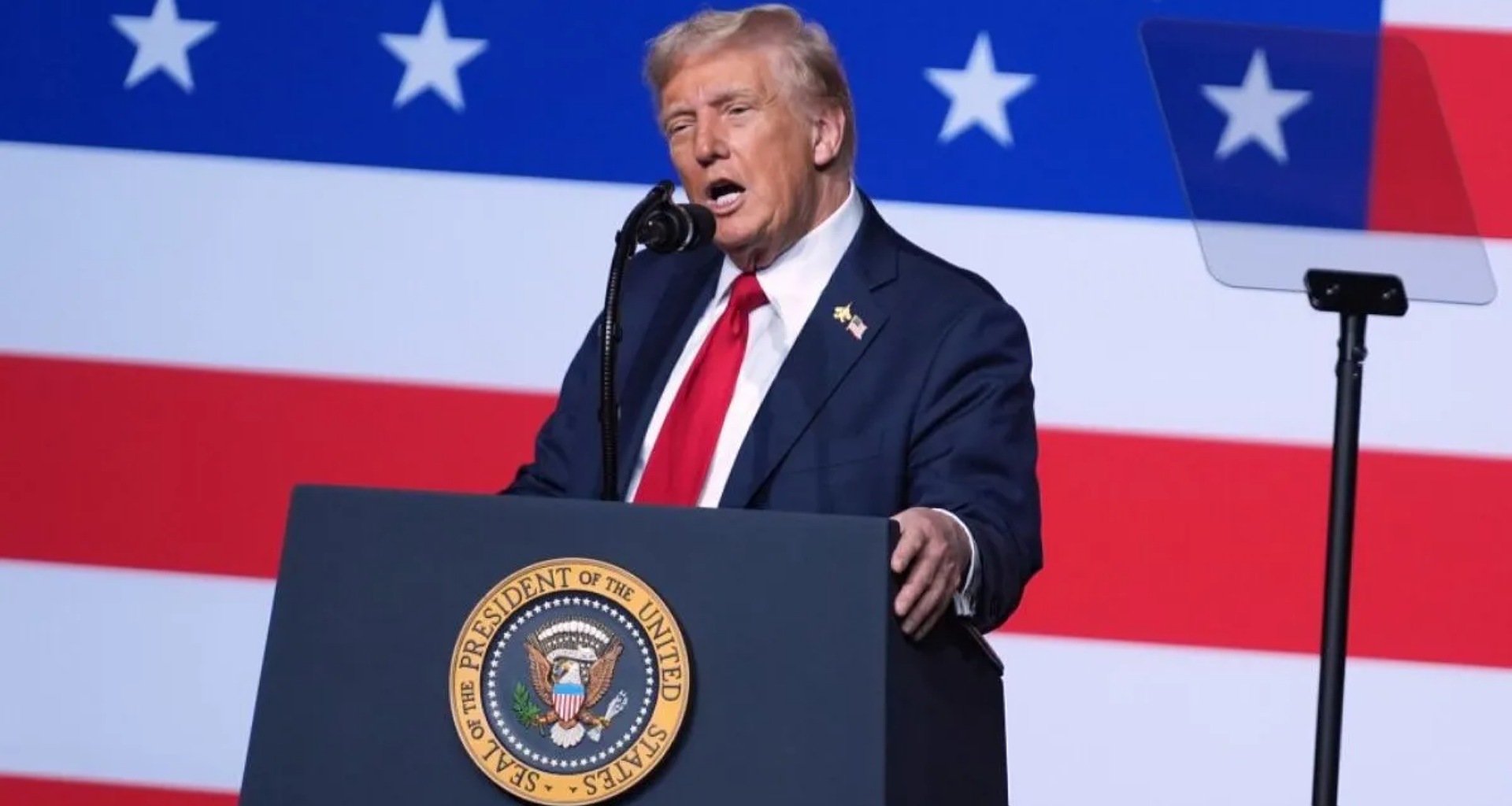 ગેરકાયદેસર ઇમિગ્રન્ટ્સના બાળકોને 18 વર્ષ પછી પુખ્ત કેન્દ્રોમાં મોકલવાના ટ્રમ્પના આદેશને યુએસ કોર્ટે રોકી દીધો