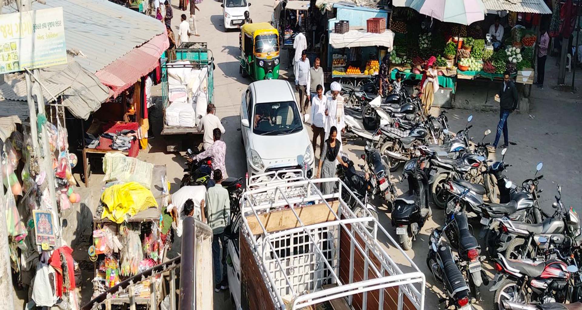 વાવમાં ટ્રાફિકની સમસ્યા શિરદર્દ સમાન બની : વેપારીઓમાં ઉગ્ર રોષ