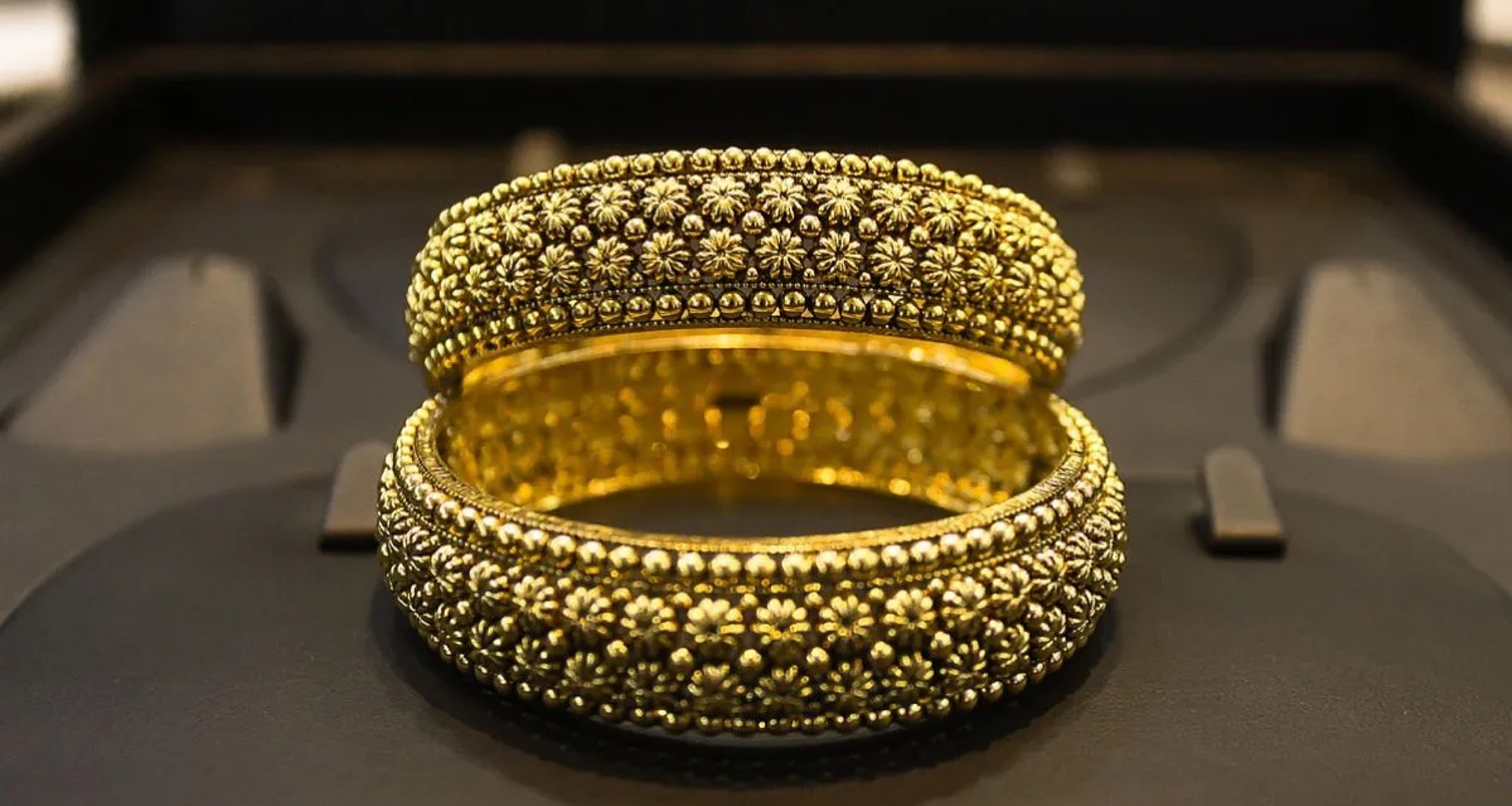 સોનાનો ભાવ આજે: સતત પાંચમા દિવસે સોનાના ભાવમાં ઘટાડો, જાણો ચાંદીની સ્થિતિ