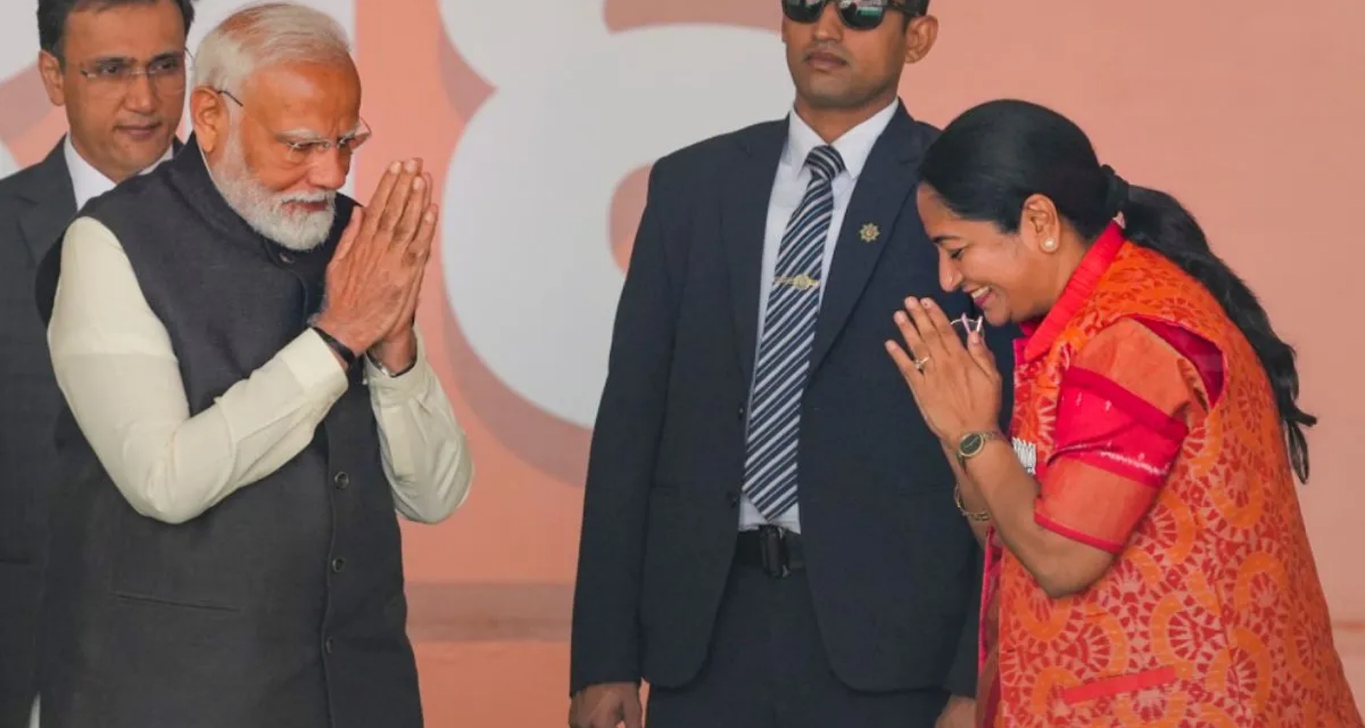 પીએમ મોદીએ રેખા ગુપ્તાને જન્મદિવસની શુભેચ્છા પાઠવી, આ વાત માટે તેમની પ્રશંસા કરી