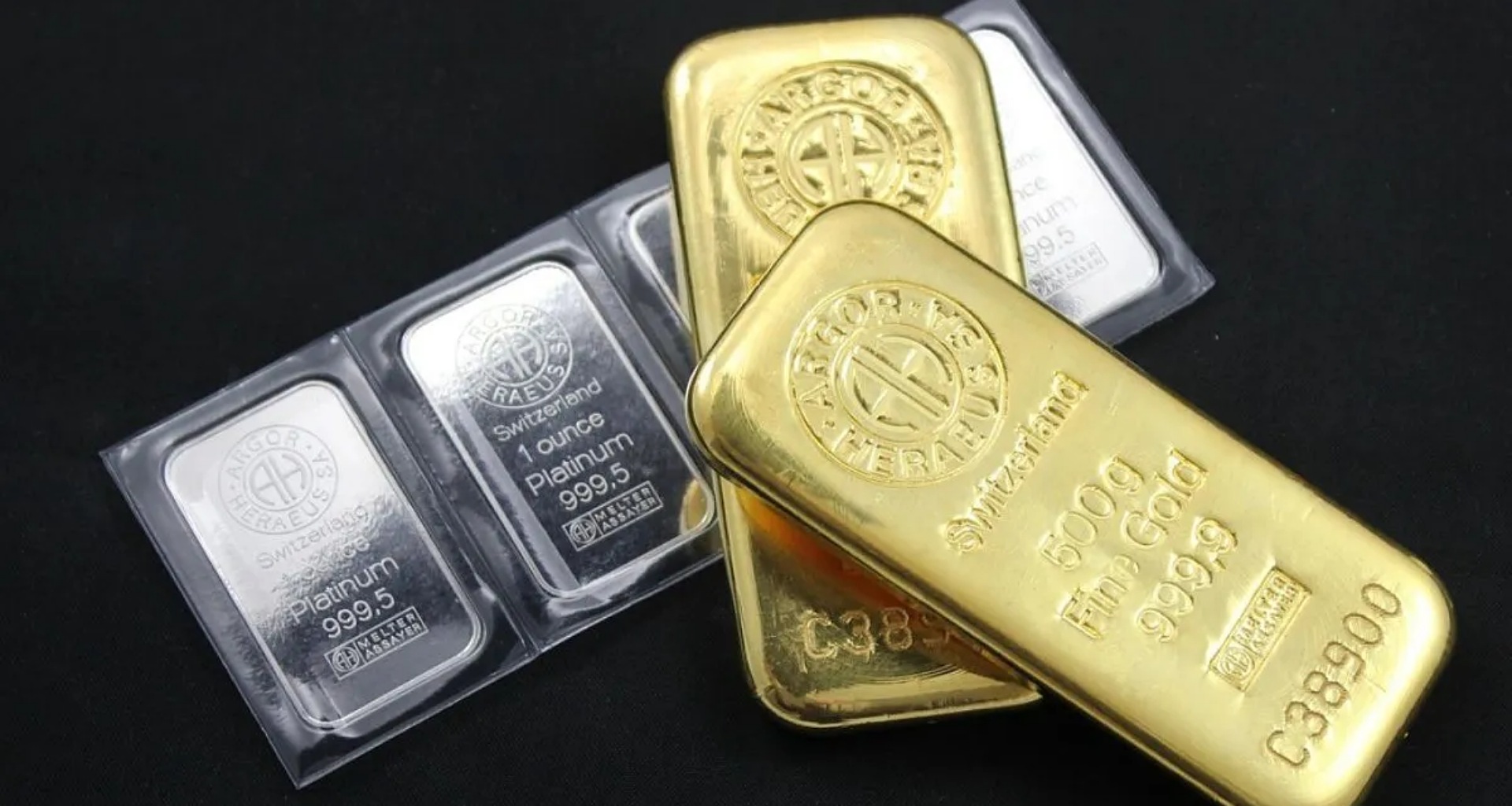 ચાંદી અને સોનાના ભાવ: આજે ચાંદીના ભાવમાં ₹5540નો તીવ્ર વધારો, 2 દિવસમાં સોનું ₹3300 મોંઘુ થયું