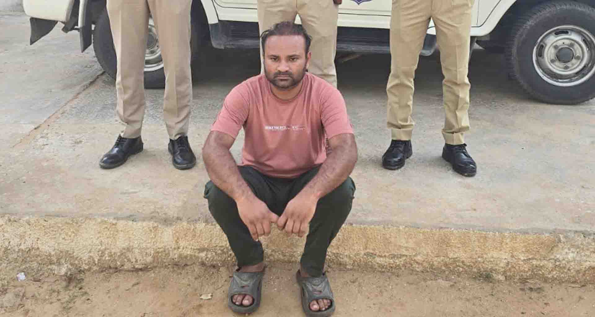 વડગામ પોલીસે ગણતરીના કલાકો માં ચોરીનો ભેદ ઉકેલ્યો