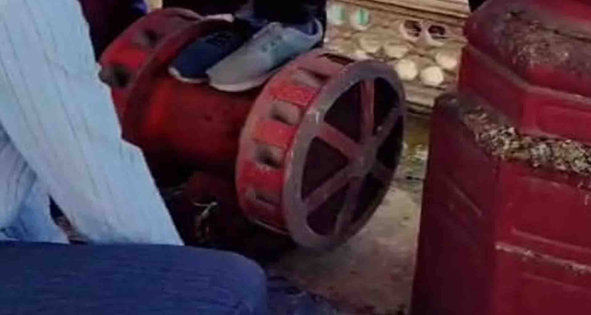 પાલનપુરના કીર્તિસ્તંભ ઉપર લગાવેલ બંધ સાયરનને ટેસ્ટિંગ કરીને ચાલુ કરાયું