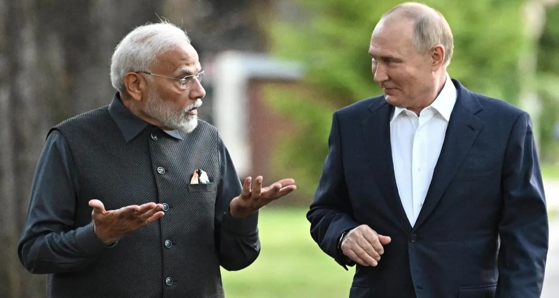 પુતિને પ્રધાનમંત્રી નરેન્દ્ર મોદીને બુધ્ધિશાળી નેતા ગણાવ્યા, ભારત-રશિયા 'વ્યૂહાત્મક ભાગીદારી' પર ભાર મૂક્યો