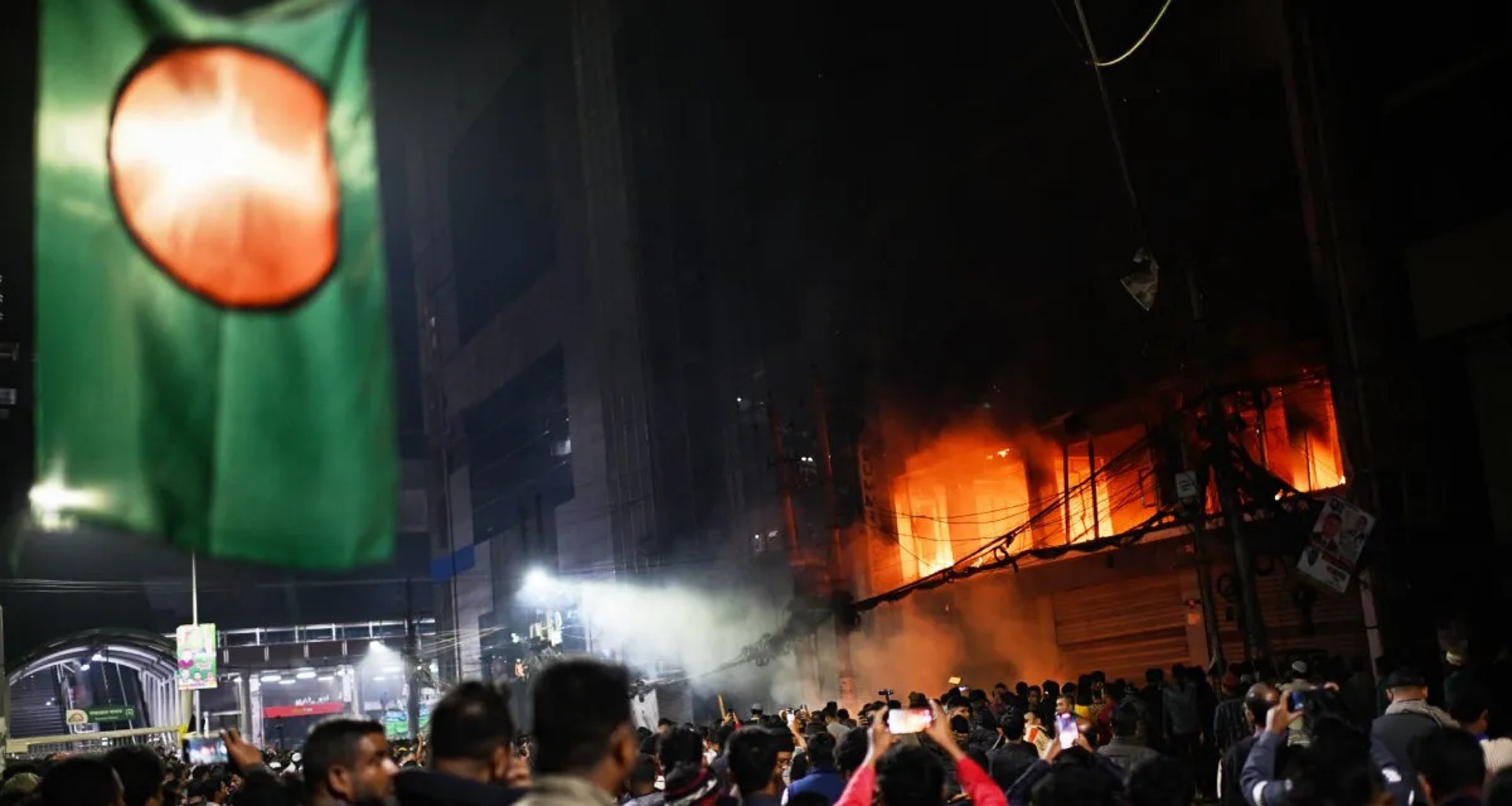 બાંગ્લાદેશમાં હિન્દુ સમુદાય પર અત્યાચાર, ઉગ્રવાદીઓના ટોળાએ હિન્દુ વ્યક્તિ પર તીક્ષ્ણ હથિયારોથી હુમલો કર્યો