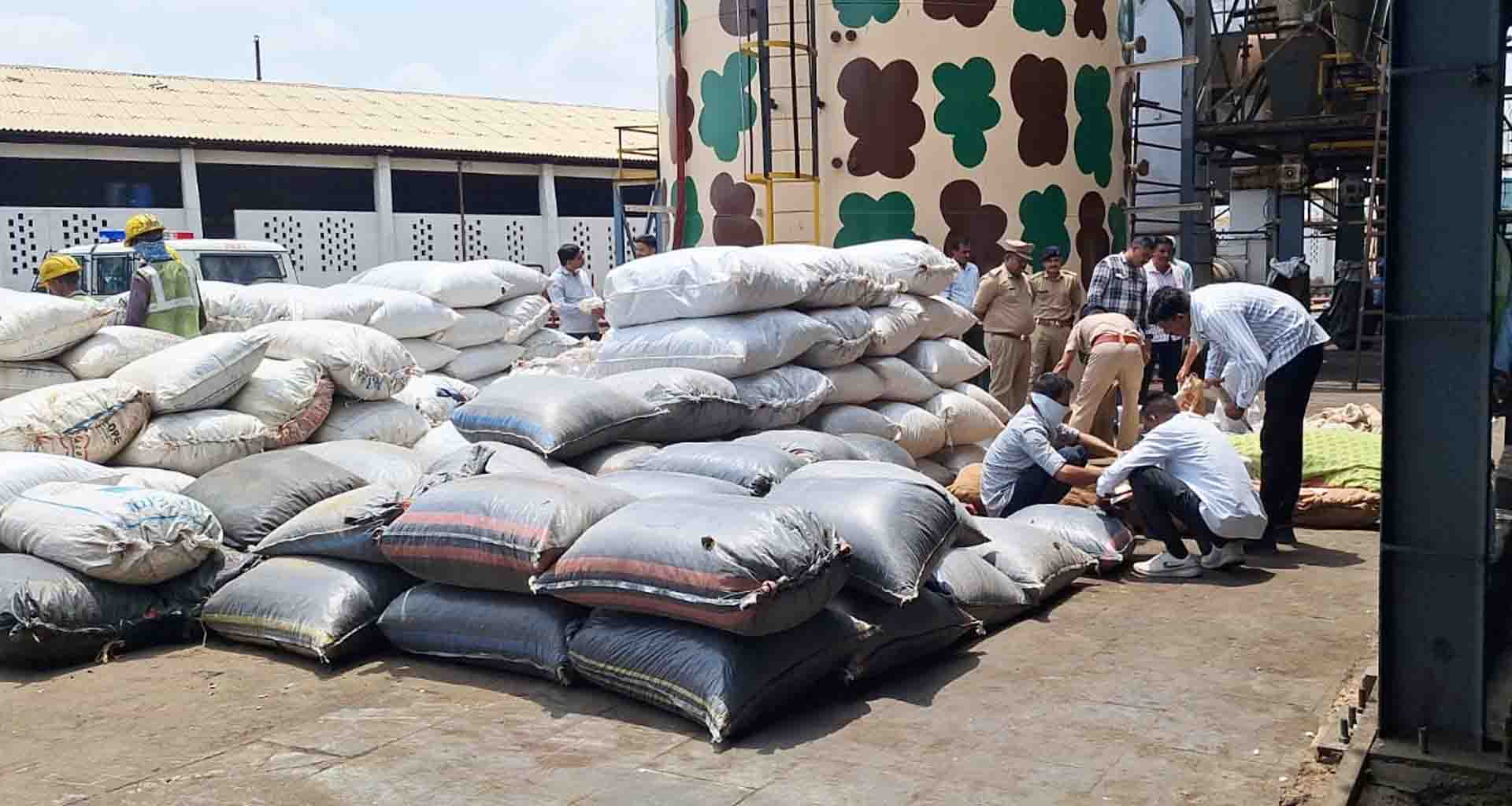 બનાસકાંઠામાં ઝડપાયેલ માંદક પદાર્થોનો કચ્છના ભચાઉ નજીક નાશ કરાયો