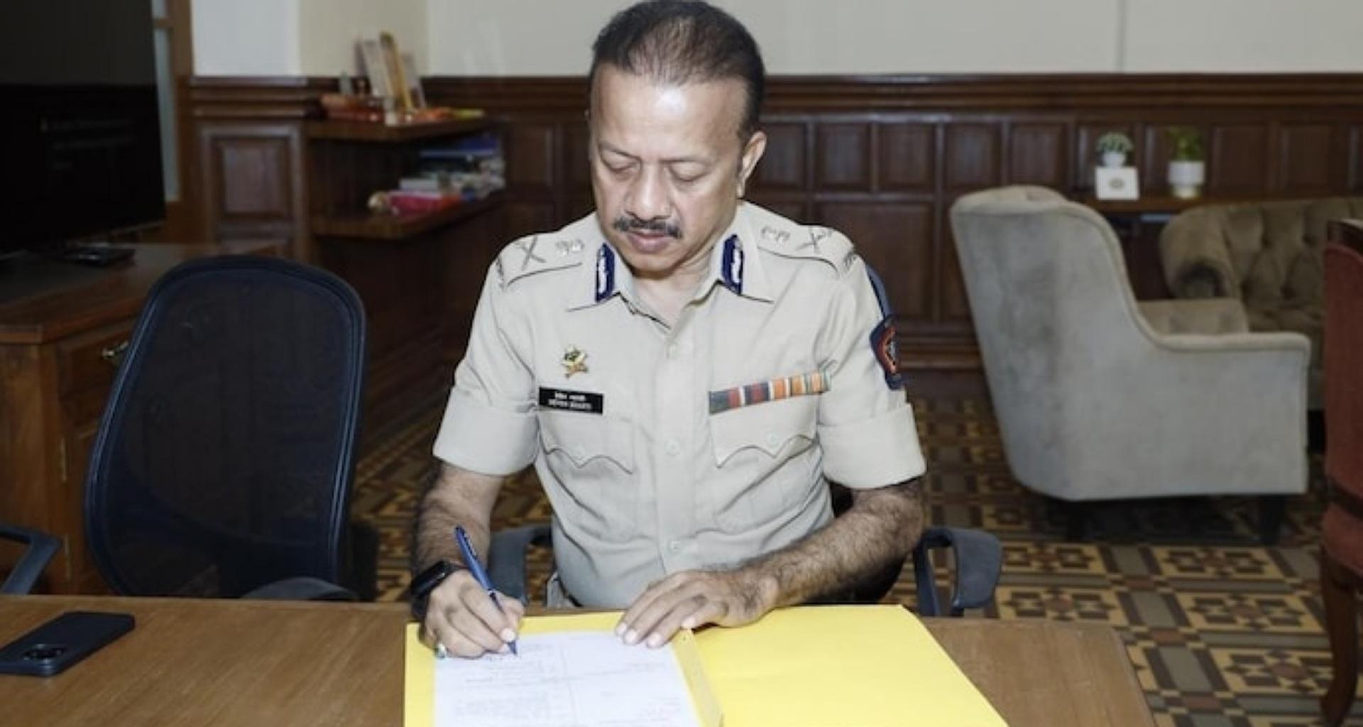 ૨૬/૧૧ હુમલાની તપાસનું નેતૃત્વ કરનાર દેવેન ભારતી મુંબઈના નવા પોલીસ કમિશનર બન્યા