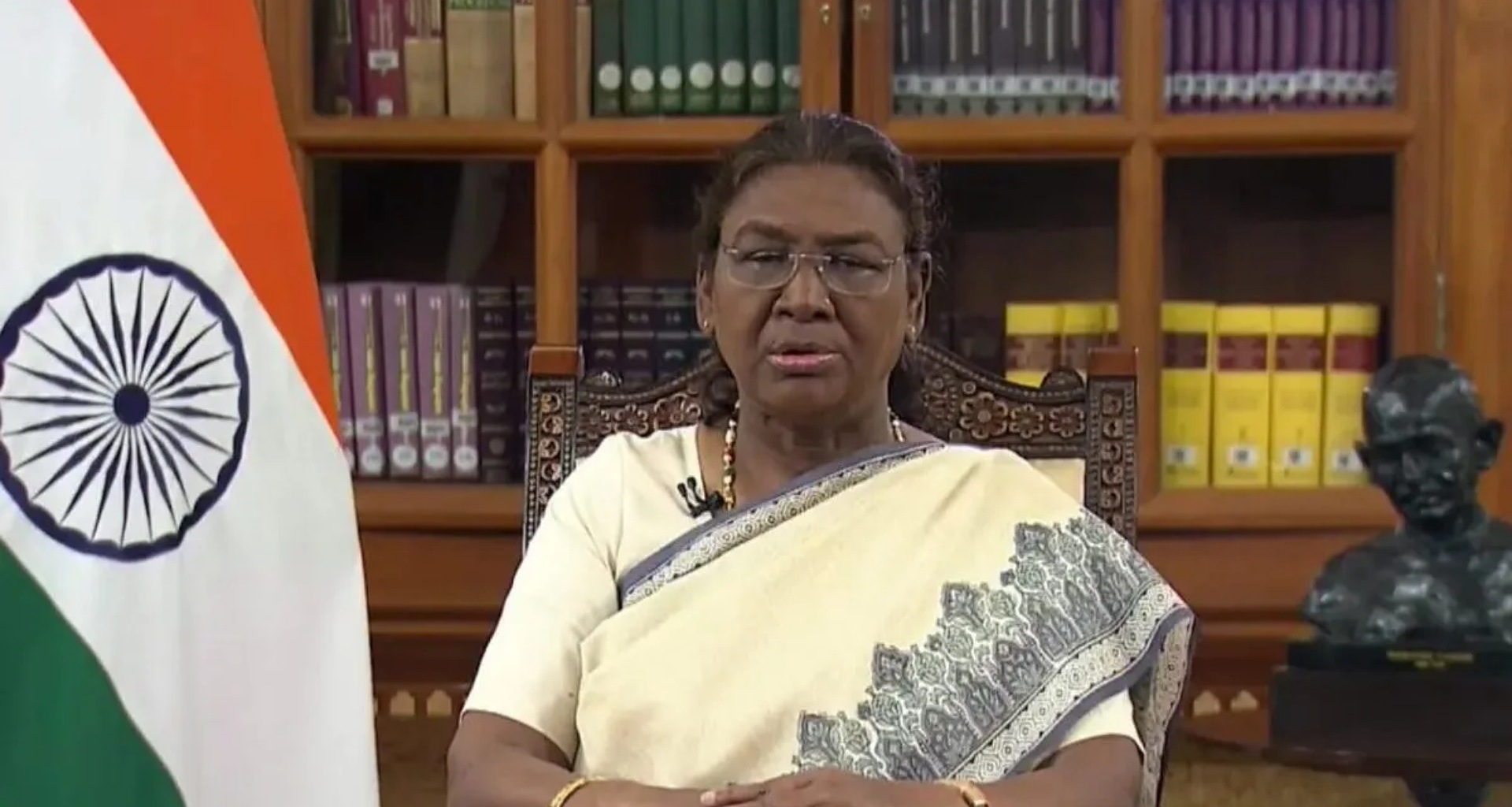 રાષ્ટ્રપતિ દ્રૌપદી મુર્મુએ નવા વર્ષ 2026 ની પૂર્વ સંધ્યાએ દેશના નાગરિકોને શુભેચ્છા પાઠવી