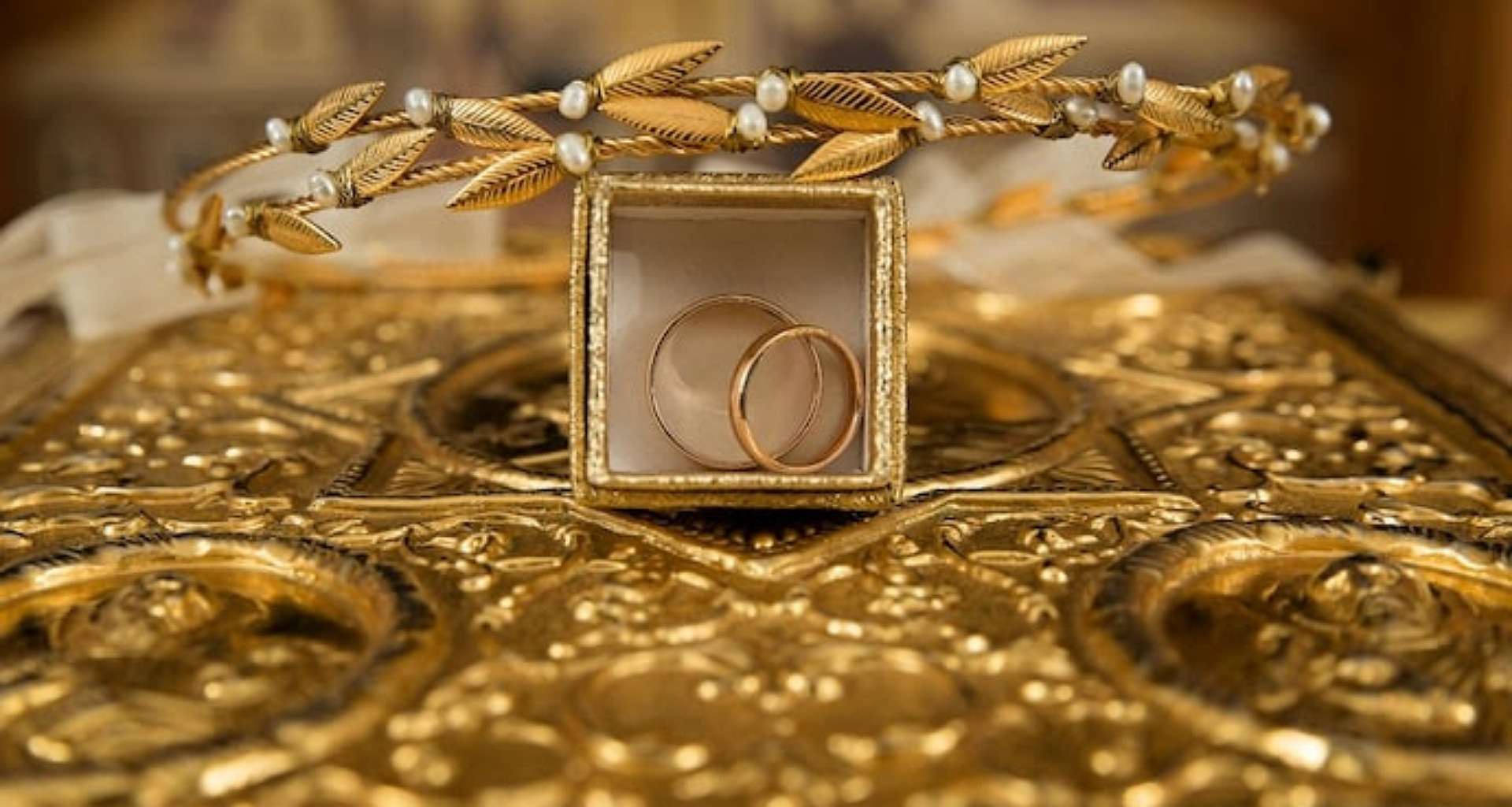 અમેરિકા-ચીન વેપાર મંત્રણાથી બજારની ચિંતા હળવી થતાં સોનાની ચમક ઘટી ગઈ