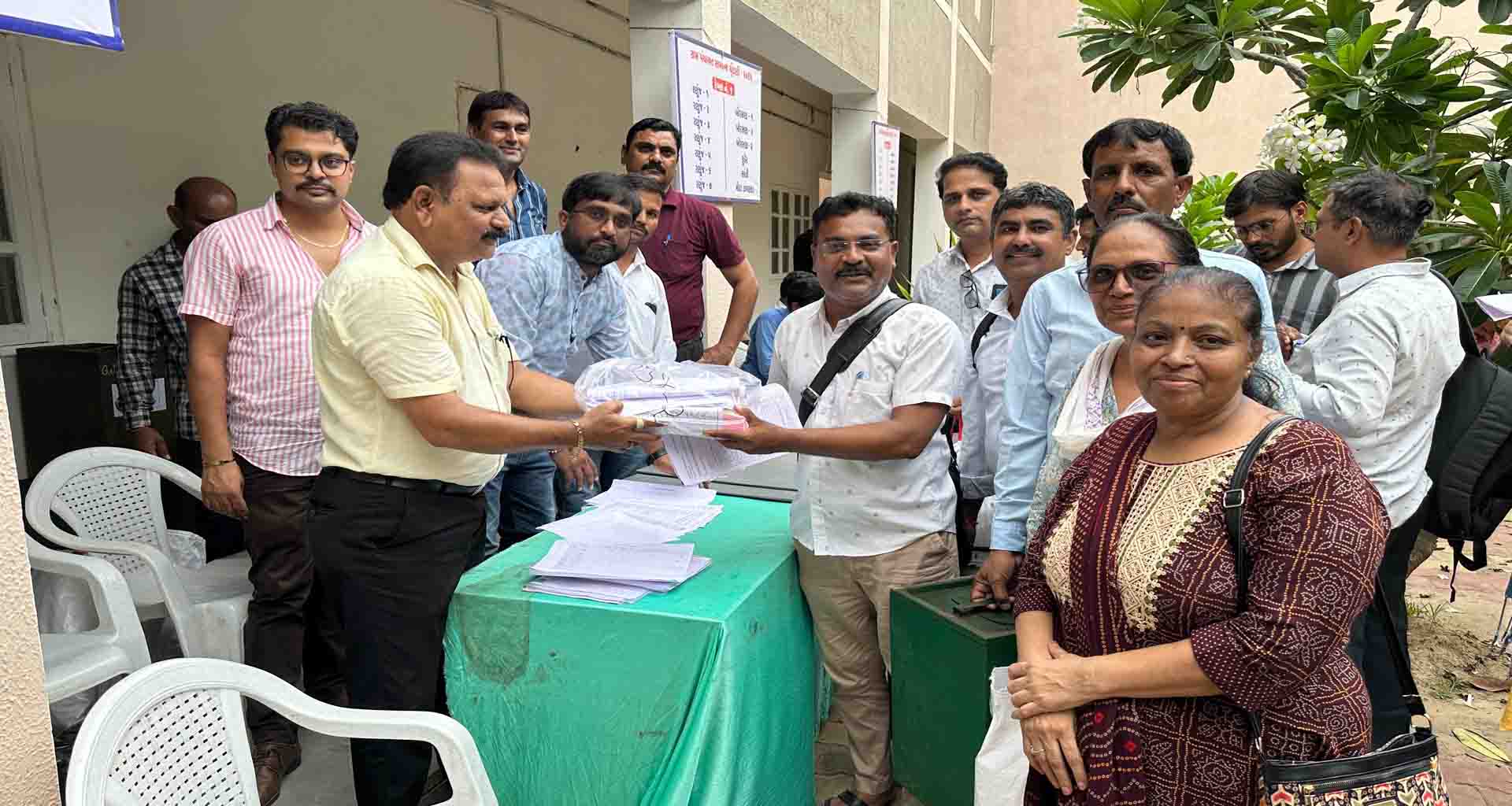 પાટણ જિલ્લામાં રવિવારે યોજાનાર ૨૩૨ ગ્રામ પંચાયતોની ચૂંટણી ની તૈયારીઓ પૂર્ણ કરાઈ