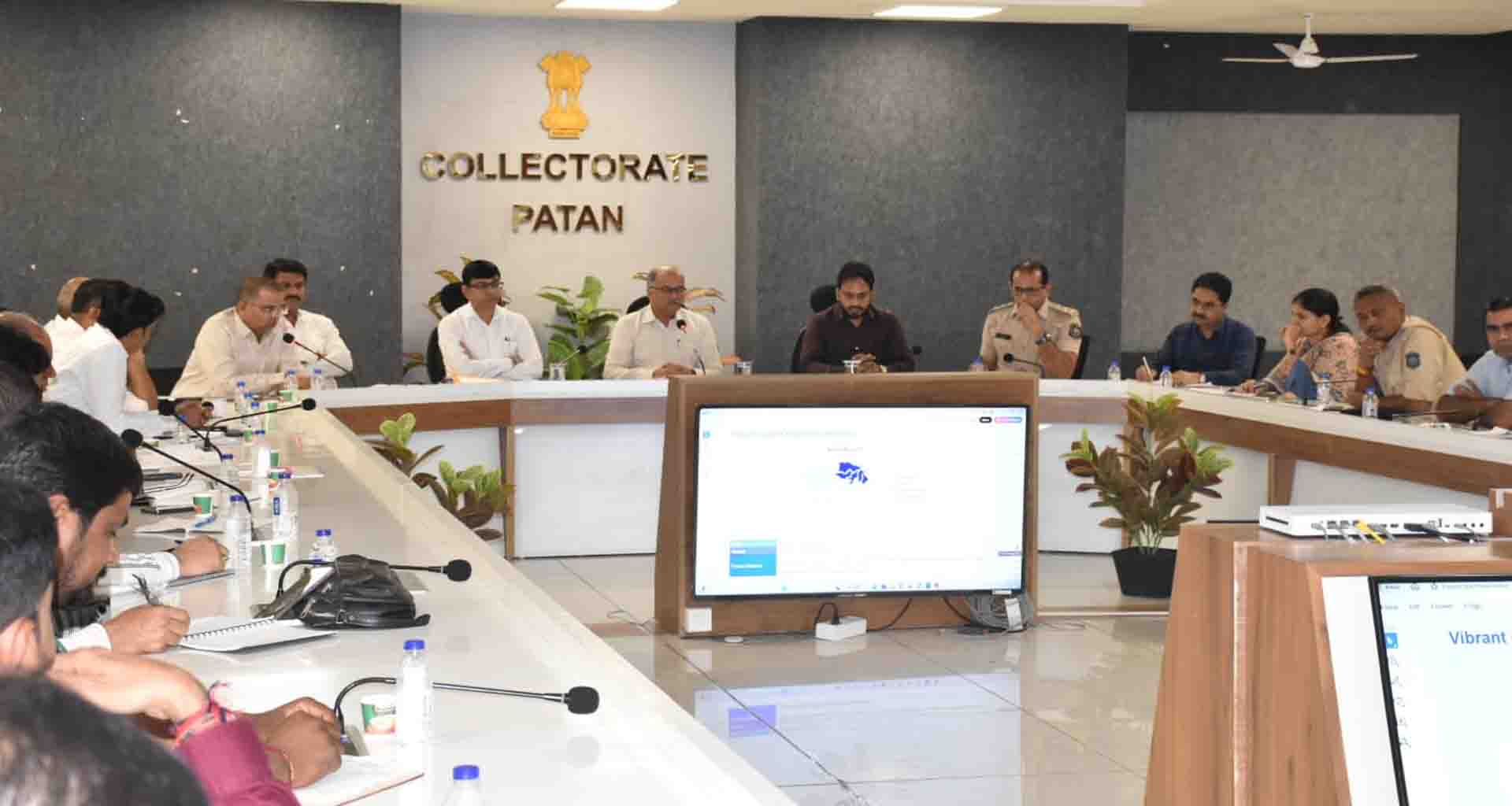 પાટણ શહેર સહિત જિલ્લામાં હર ઘર તિરંગા ના આયોજન સંદર્ભે કલેકટર દ્વારા સમીક્ષા બેઠક યોજાઈ