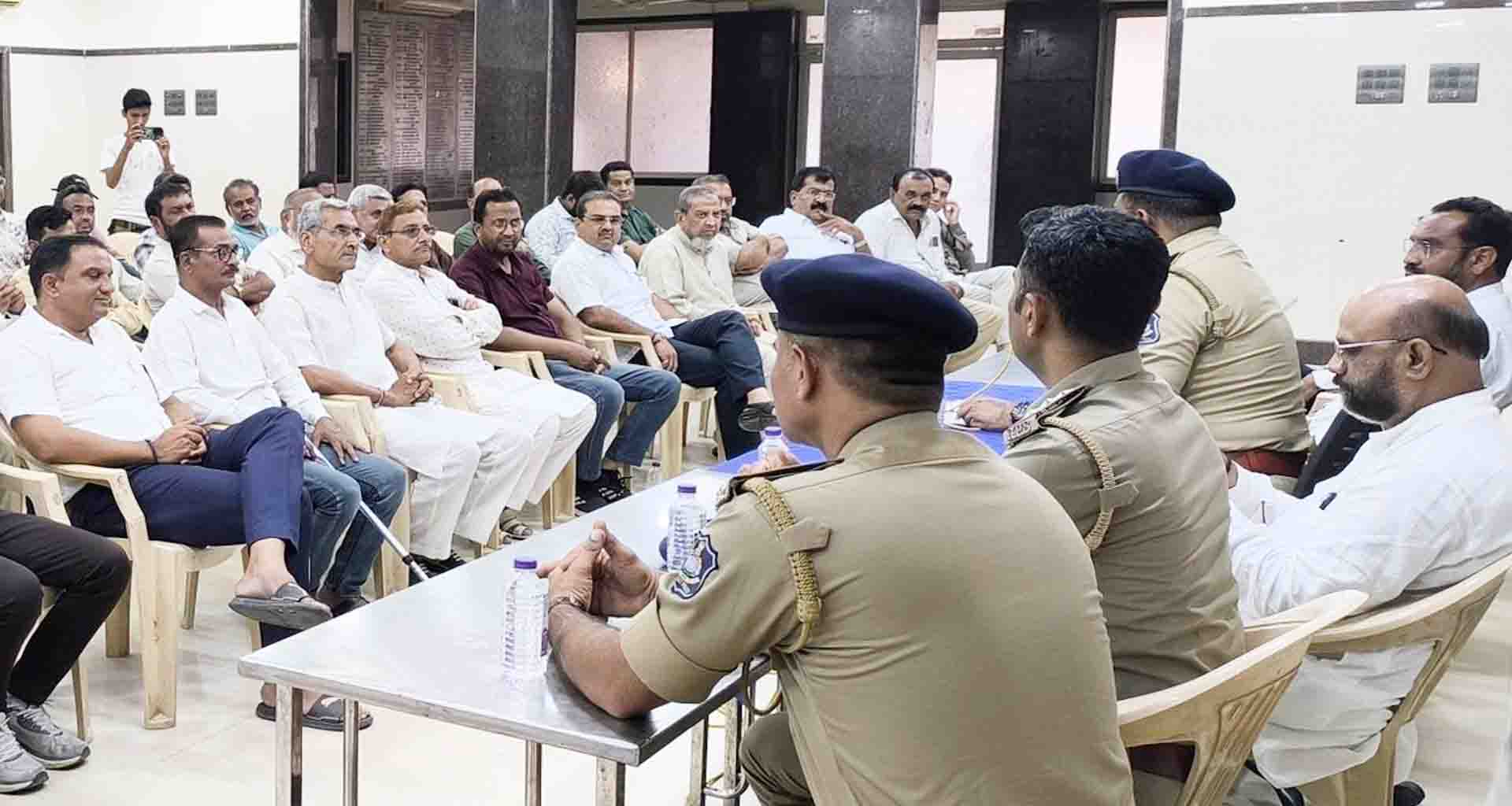 અષાઢી બીજ અને મોહરમ પર્વની બંને સમુદાયના આગેવાનોએ તહેવારો શાંતિપૂર્ણ રીતે ઉજવવાની ખાતરી આપી